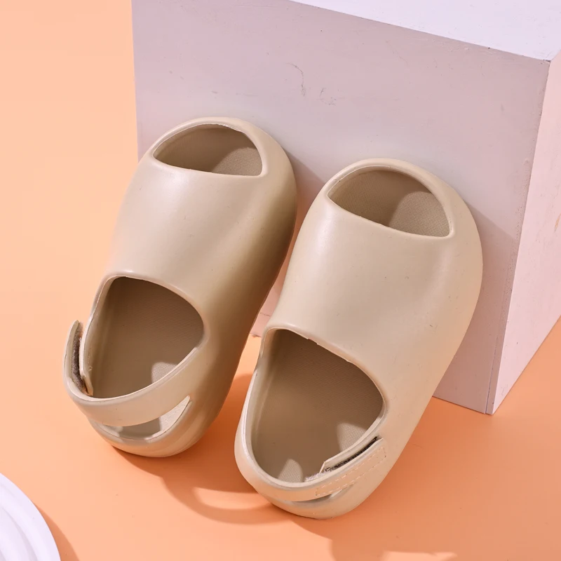 Eyriphy Boys And Girls Beach Sandals Adjustable Outdoor Slippers Children Cute Soft Sole Slides Non-Slips Open Toe Kids Sandals 5