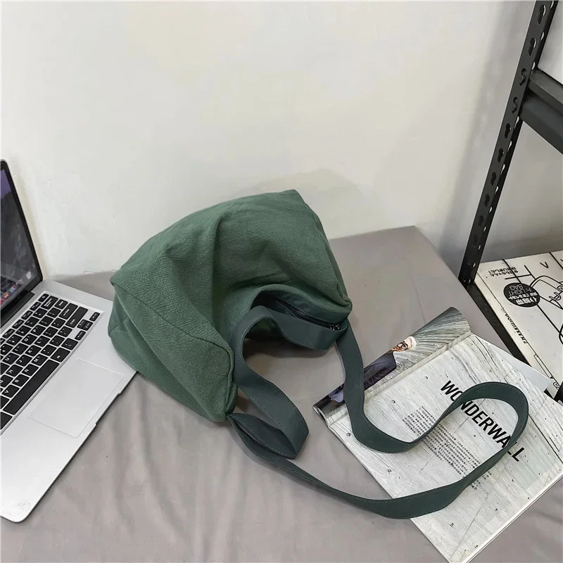

Lazy casual crossbody bag for women, simple and large capacity shoulder , Korean version ins canvas ,