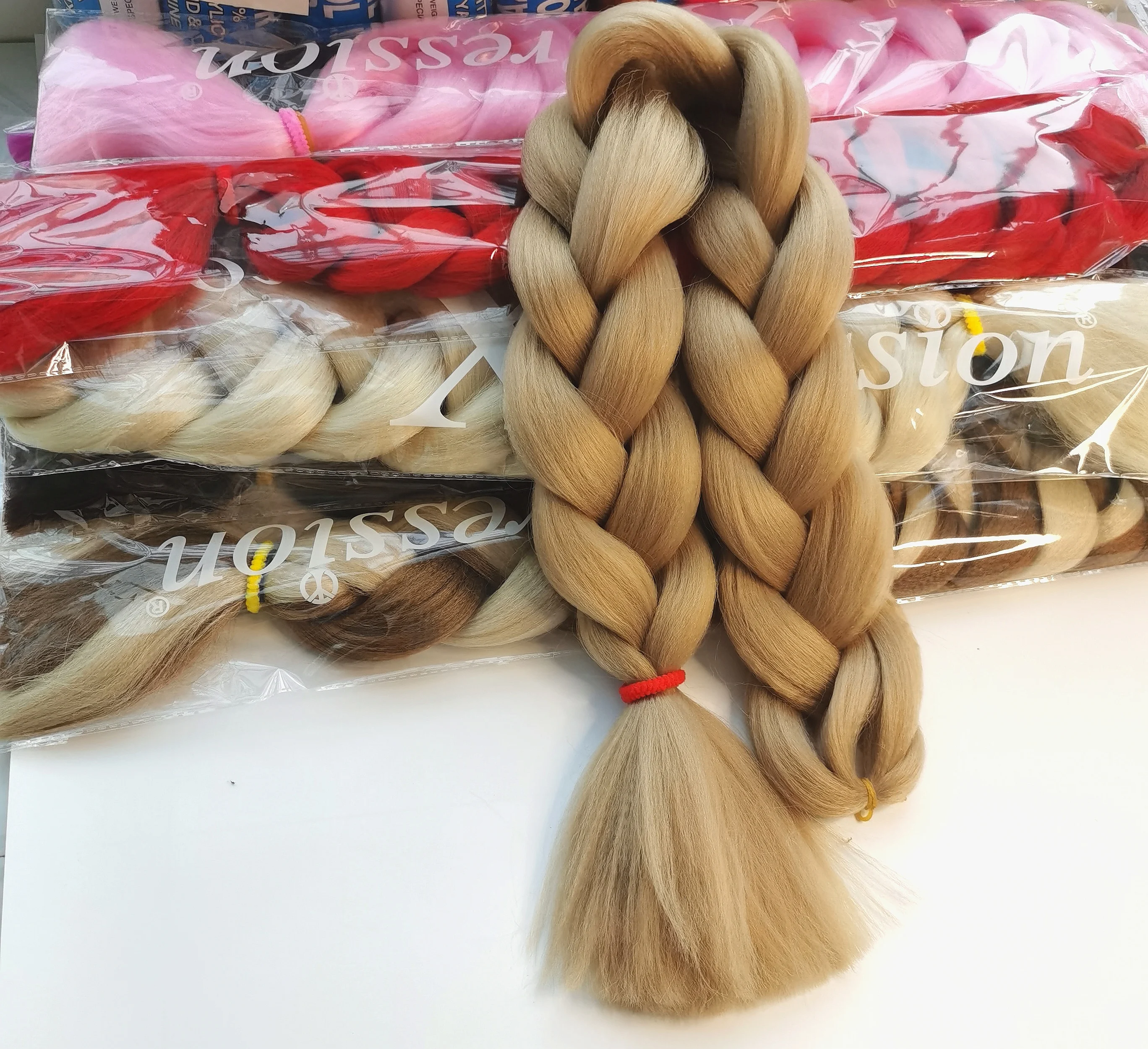 82 Inch Synthetic Crochet Hair Extensions For  Women Box Twist 165g Jumbo Braiding Hair Pre Stretched Wholesale