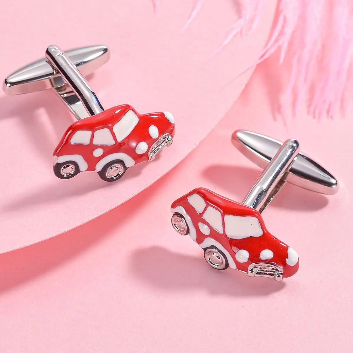 

Casual Vehicle Cufflinks For Mens Red Car Designs Business Brand Gemelos cuff links For Party