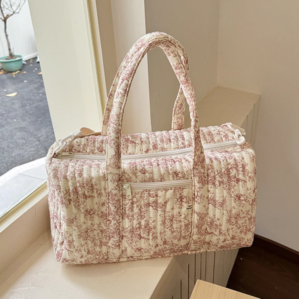 Travel Duffle Bag for Women Floral Quilted Overnight Bag with Adjustable Strap for Travel Business Trips Sport