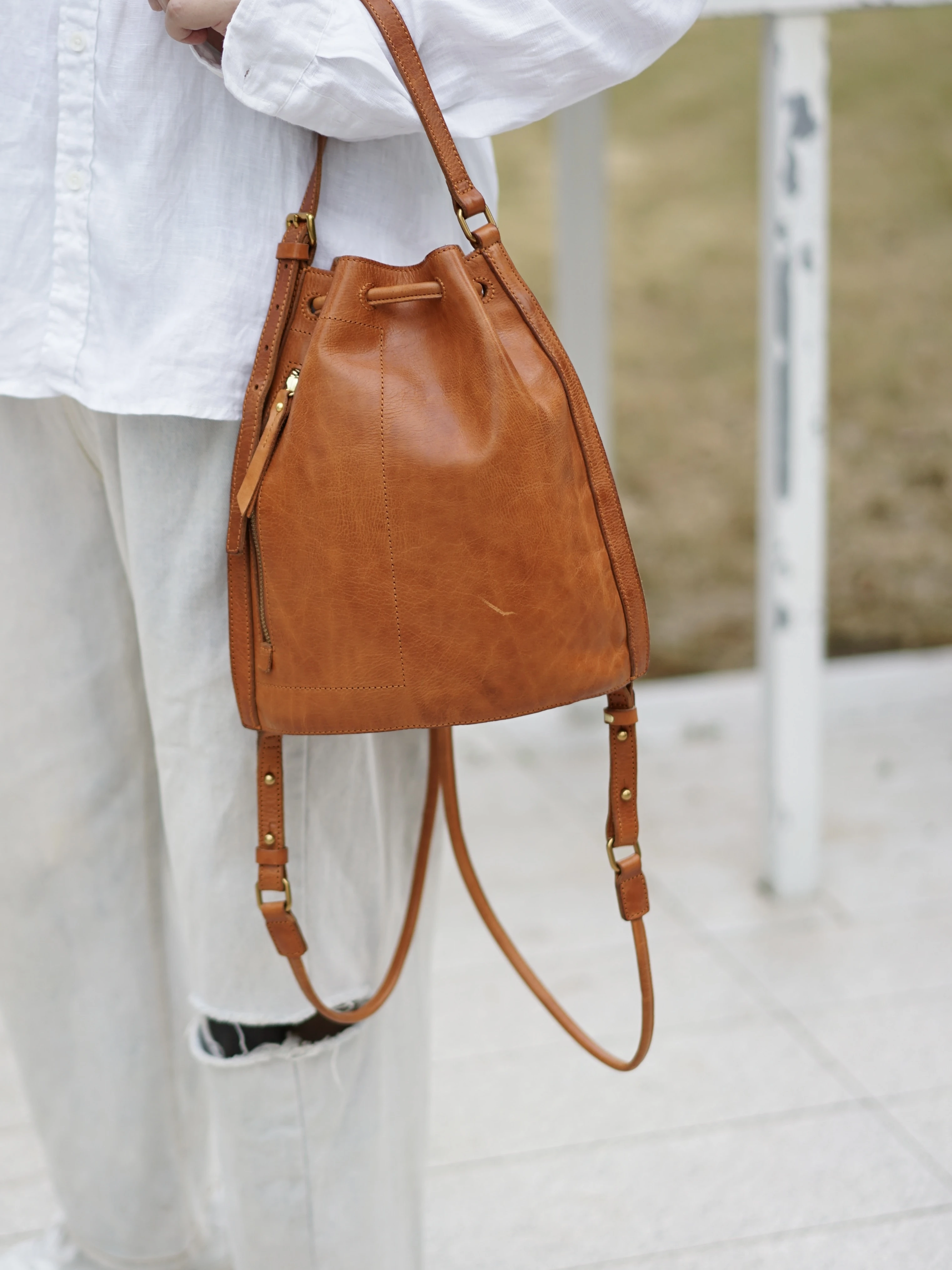 Vintage-Organizer Designer handgefertigte Damenrucksäcke aus echtem Leder Outdoor-Reisen Luxus-Damenrucksack aus echtem Rindsleder – Detail 35