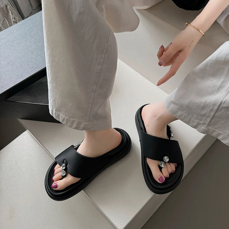 2024 Thick-soled Sandals Women's Shoes Summer New Rhinestone Clip-toe Flat Beach Slippers Wearable and Versatile Women's Sandals