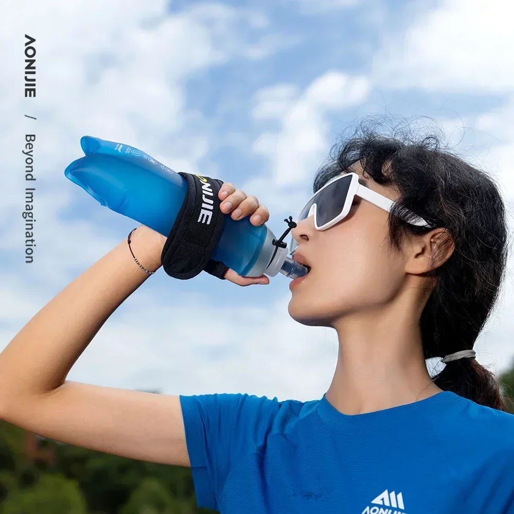 Handheld Water Bottle Bag Simple Lightweight Water Bottle Bag Suitable for Outdoor Marathon Running Equipment