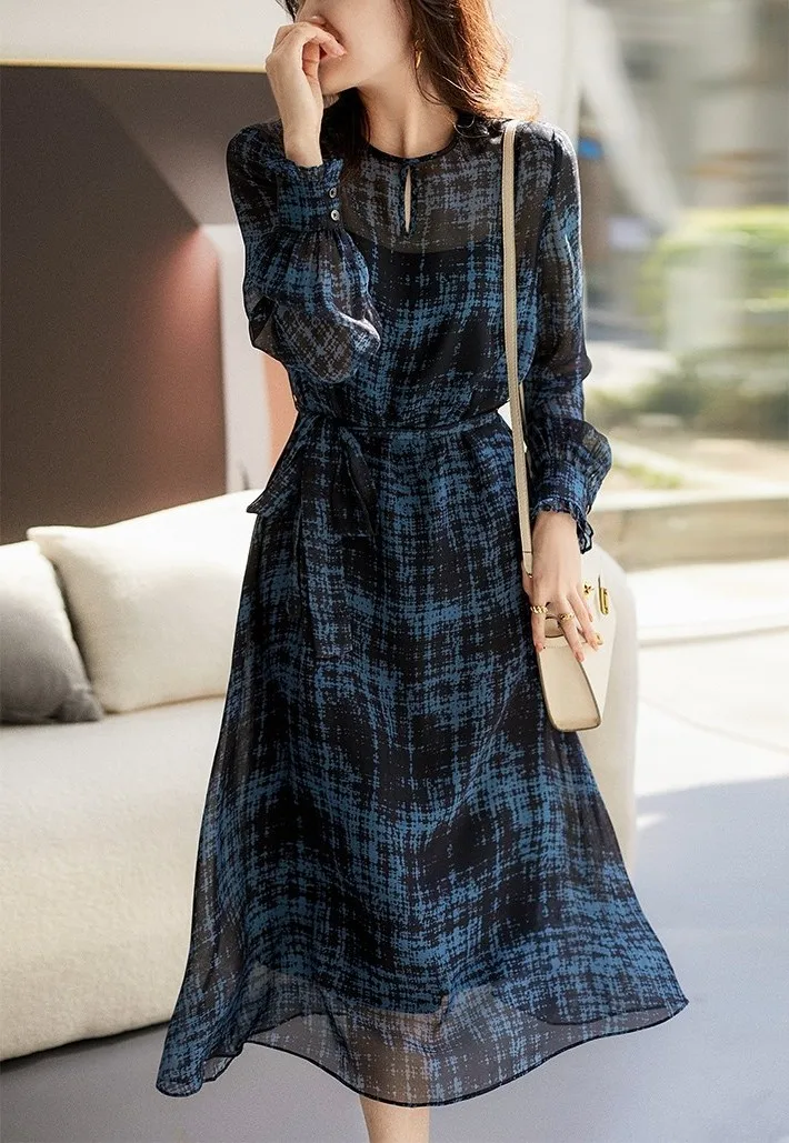 

Новинка 2023, Осеннее легкое платье в клетку с принтом, 0822