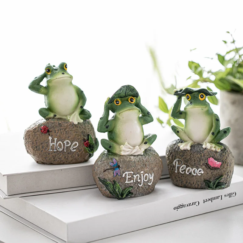 1pc Resin Frog Animal Figurines Garden Ornaments Outdoor Miniature