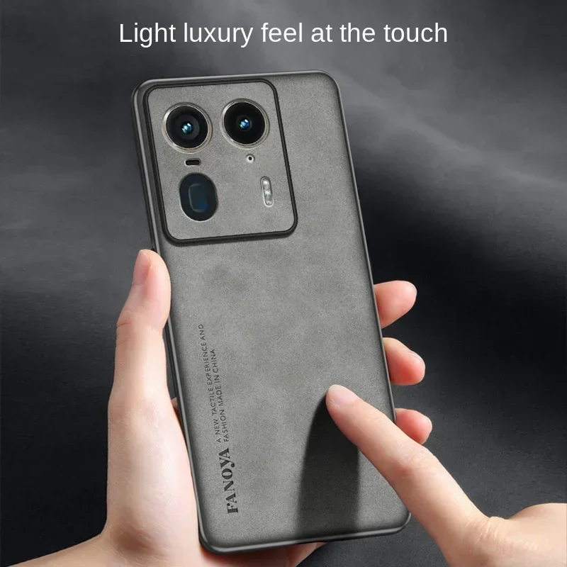 Luxury Leather Metal Magnetic Car Holder Case - PU+TPU Retro Protective Cover