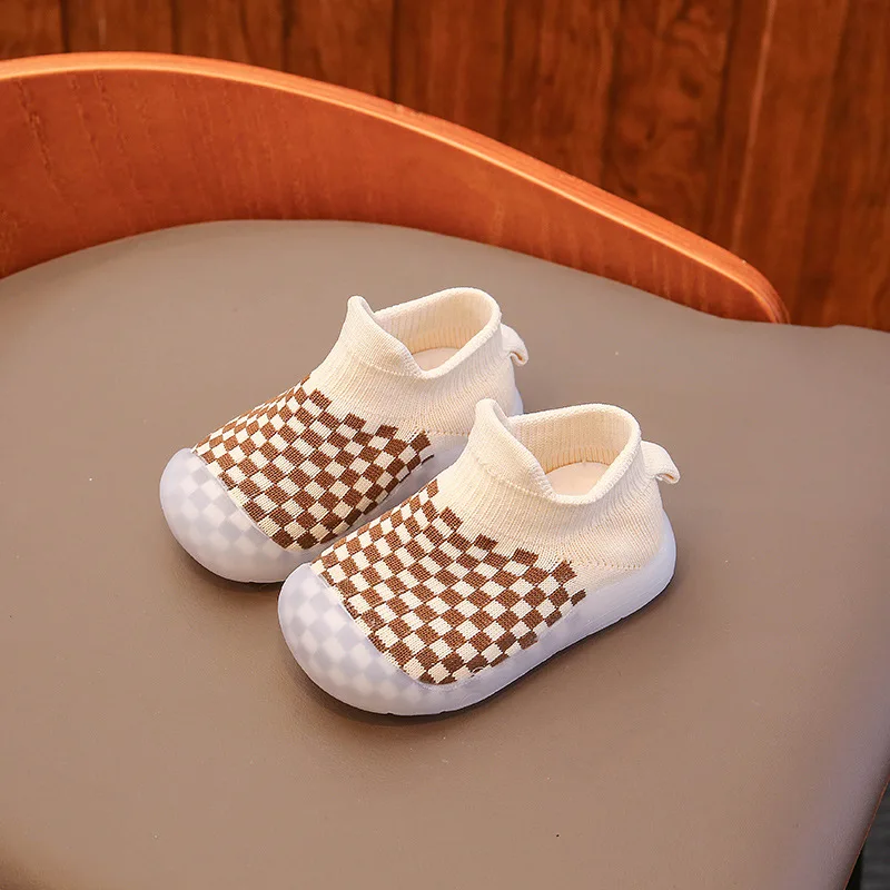 Fashionable and Breathable Women's Slippers for Toddlers, Perfect for Learning to Walk on Floors