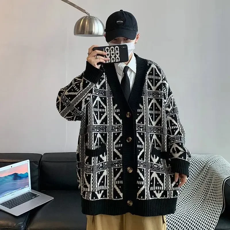 Description Picture 4 of itemHong Kong Style Autumn/winter New Loose-fit Vintage Printing V-neck Outerwear Knitted Sweater Cardigan Jacket Men's Fashion