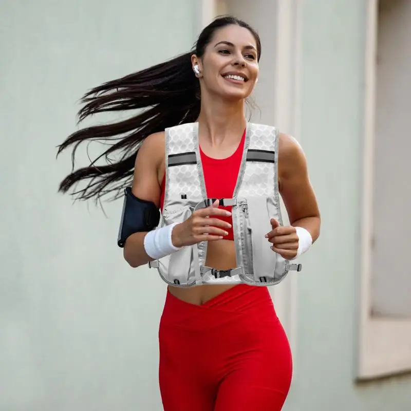 Running Vest Cycling Reflective Hydration Chest Bag Breathable Workout Vest with 500ml Water Bottle Storage Pocket for Cycling