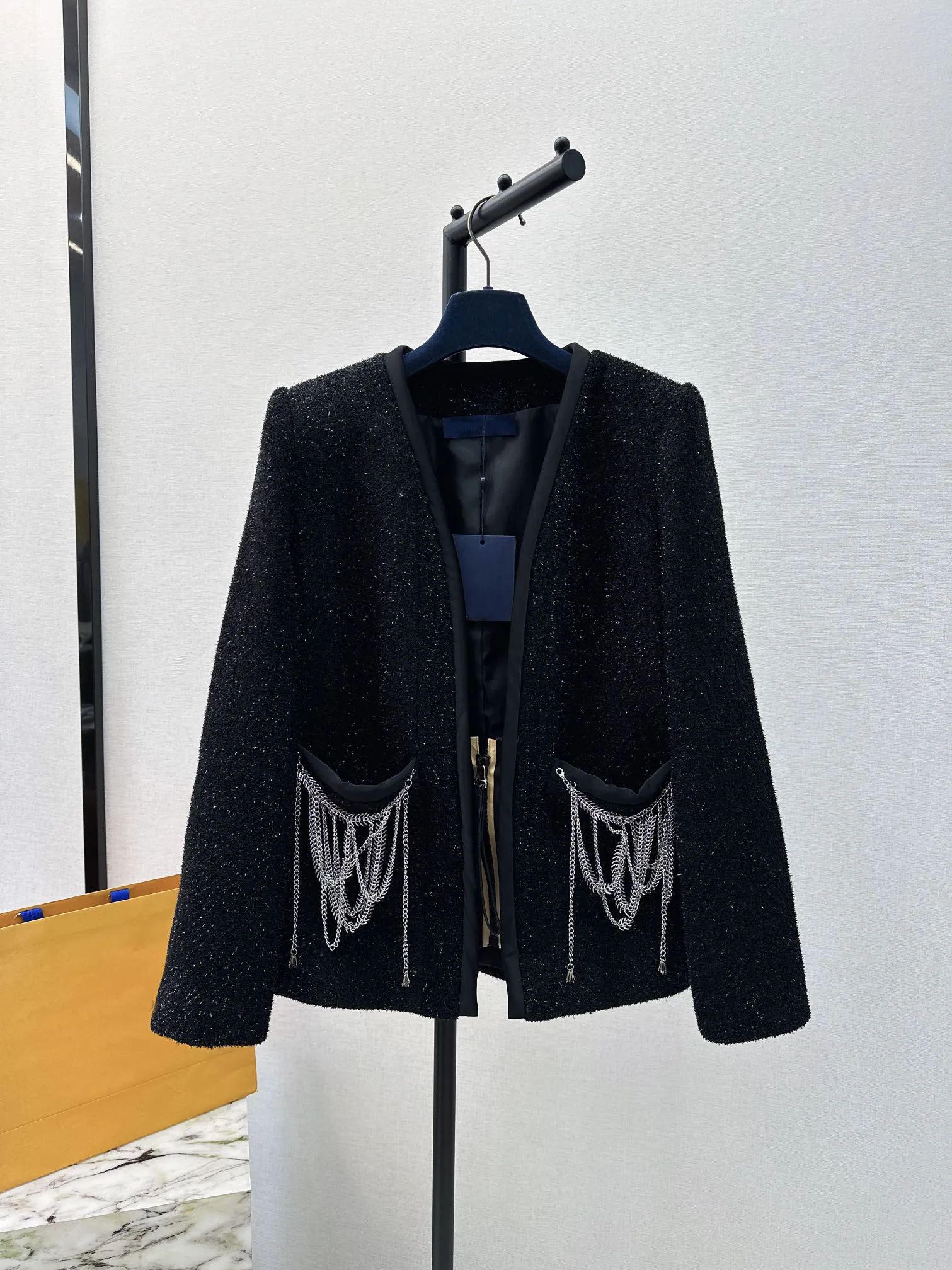 

2023 Autumn Winter Fashion New Women's Clothing Chain Jacket Coat 1213