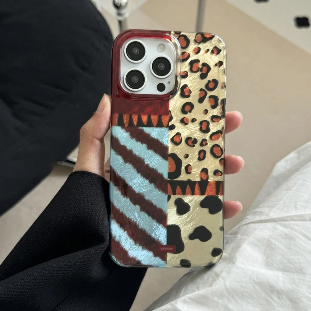 Luxury Laser Y2K Leopard Print Phone Case with Feather Texture