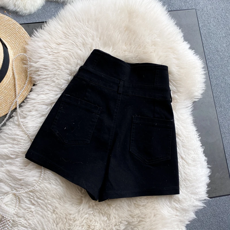 Women's Fashion Super High Waist Single Breasted Denim Shorts Black Retro Student Korean Slim and Versatile Chic Hot Pants
