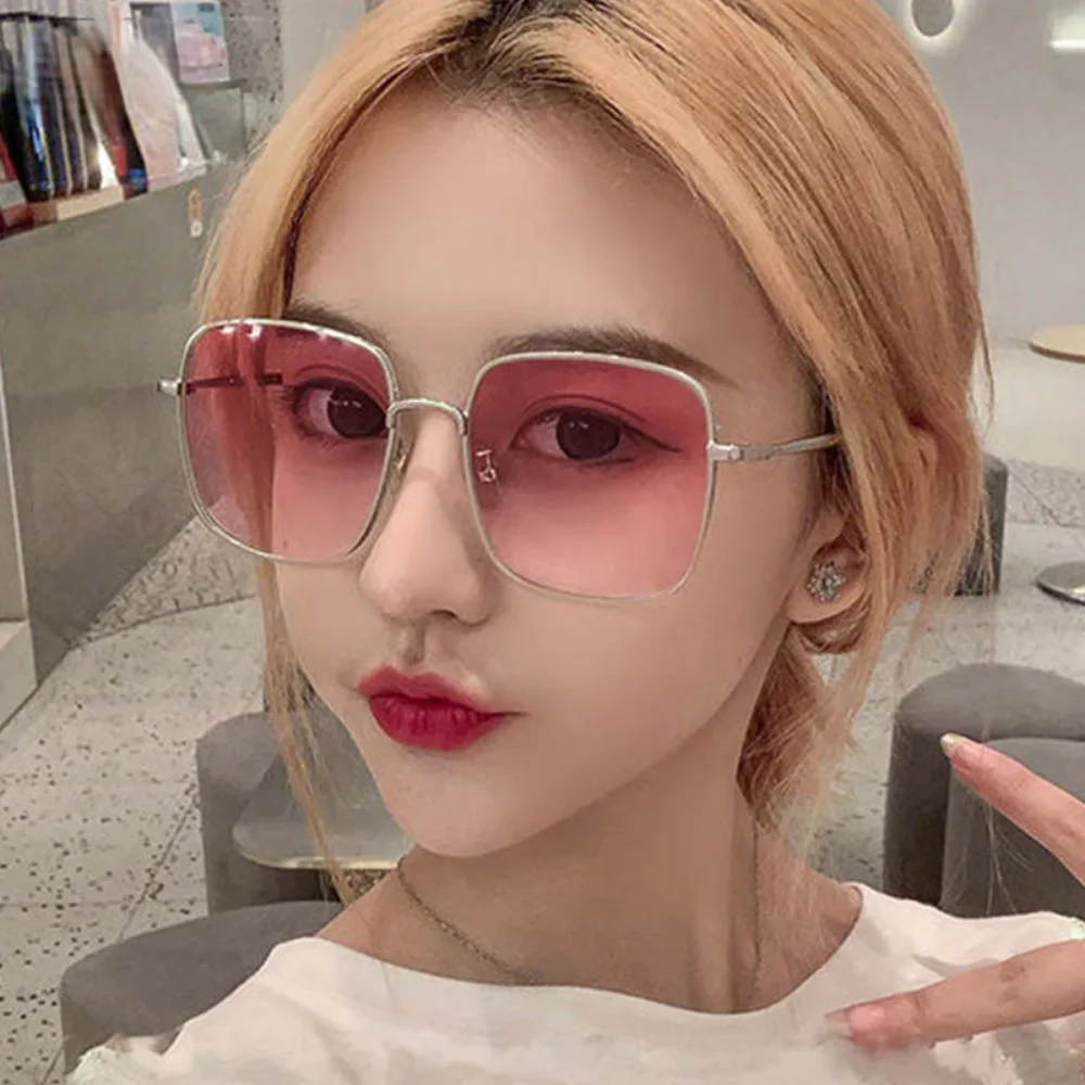 0~-600 Myopia Photochromic Glasses Women Diamond Studded Oversized Square Anti Blue Light UV-proof Finished Glasses with Degree 6