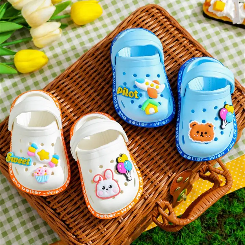 

Non-Slip Sandals Garden Beach Slippers Kids Summer Cartoon Cave Hole Sandals Soft Soled Quick Drying Shoes