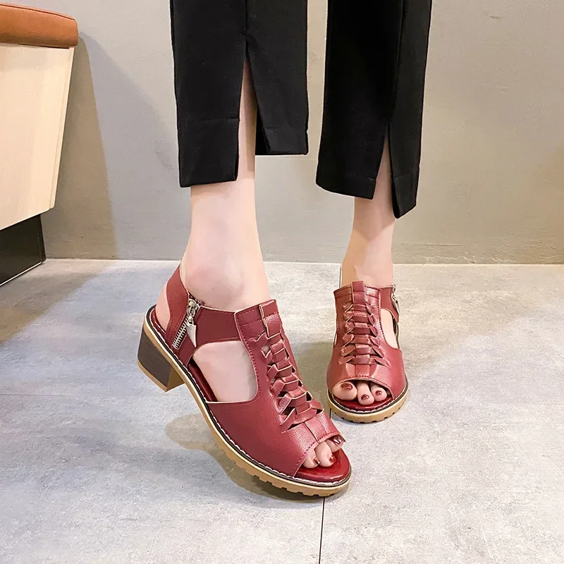 2023 New Thick Heel Round Toe Hollow Side Zipper Sandals for Women's Large Casual Roman Sandals