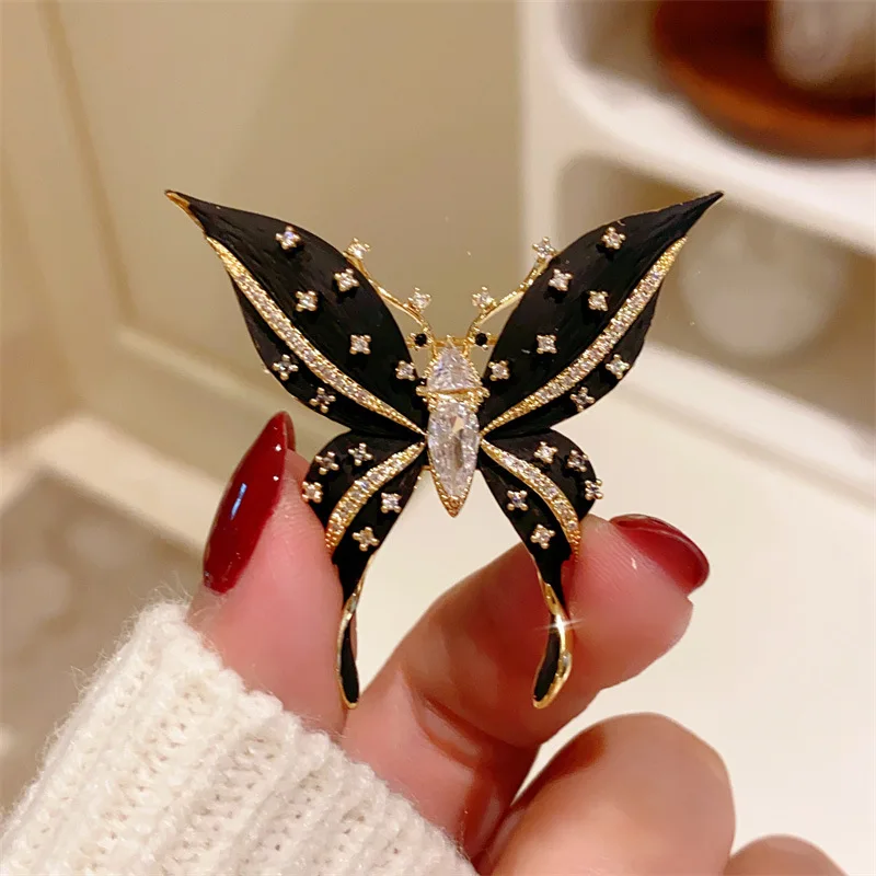 

Vintage Punk Black Paint Baking Process Butterfly Brooch Temperament Micro-zircon Insect Brooches for Woman Jewelry Accessories