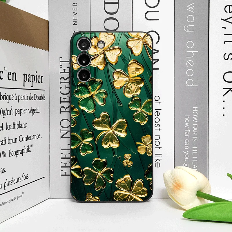 Creative Green Four-Leaf Clover Floral Printed Phone Case - Artistic Soft Cover