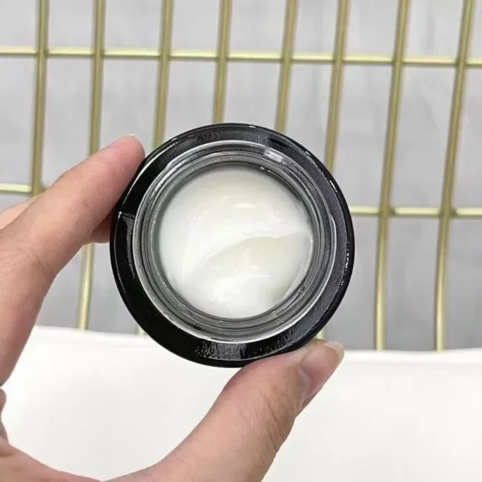 

Косметический крем для ухода за кожей вокруг глаз Advanced Genifique Eyes 15 мл