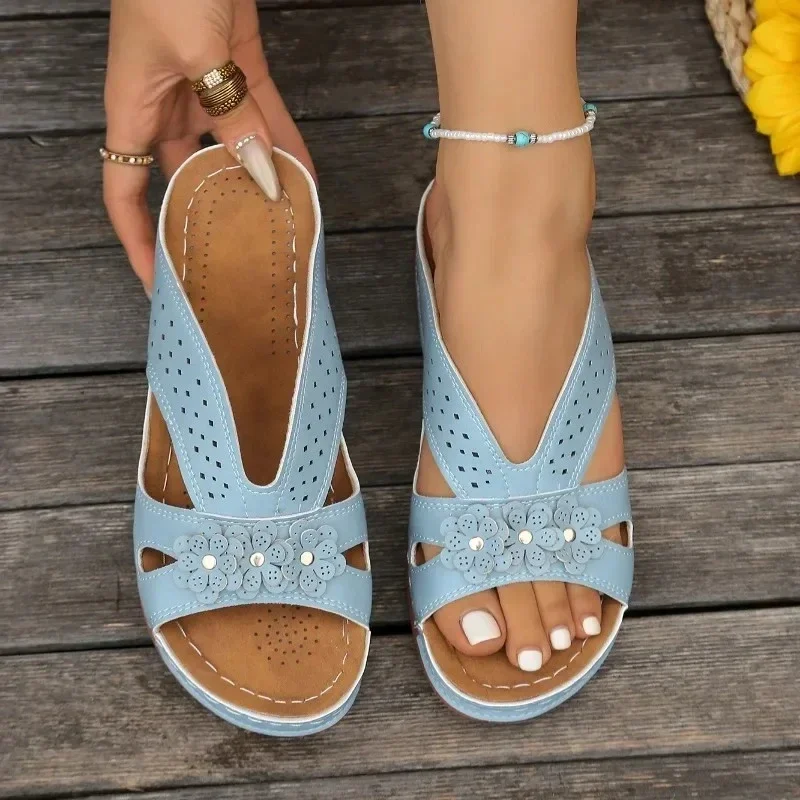 2025 New Plus Size Casual Cool Drag Fashionable Round Exposed Toe Anti-slip Flower Hollow Breathable Women's Shoes_vogvips.com
