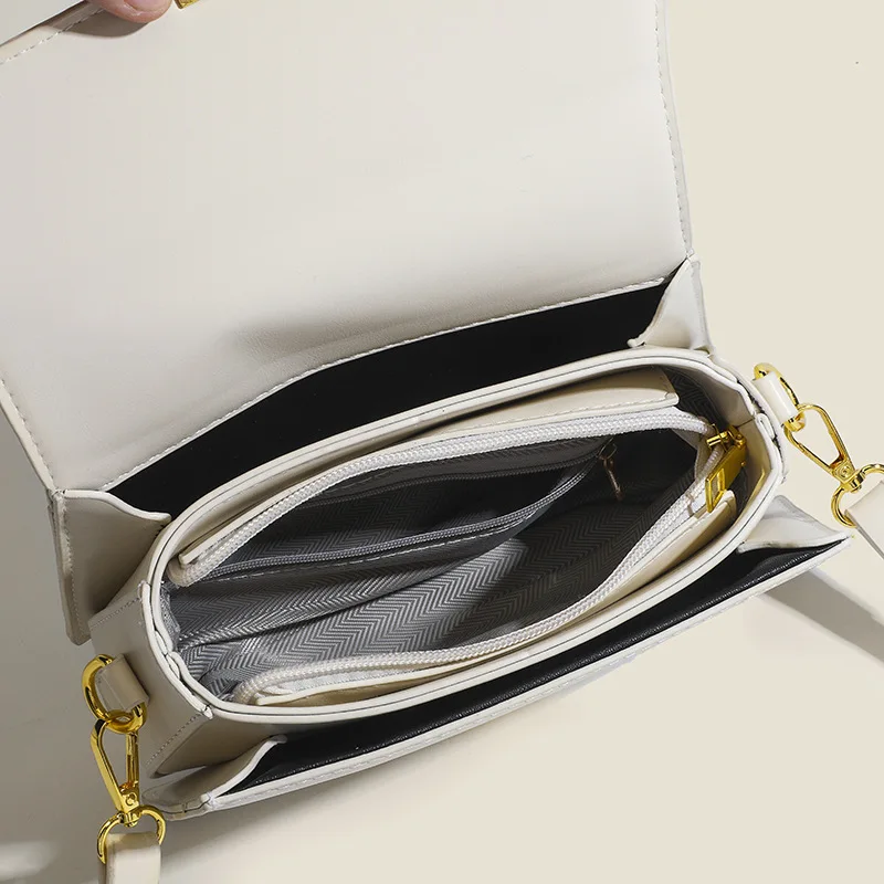 New Fashionable French Buckle Ladies' High end Quality Small Square Simple Personality Cross Shoulder Bag