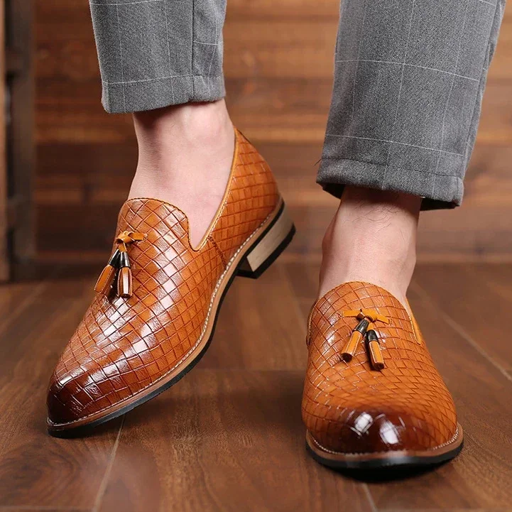 Fringe Men Leather Casual Shoes Checkered Man Loafers Coiffeur Leather Shoes Fashion Driving Mens Shoes Sapato Social Masculino 4