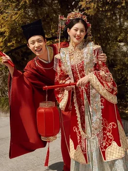 New Chinese-style phoenix crown and red wedding dress large-sized for the occasion