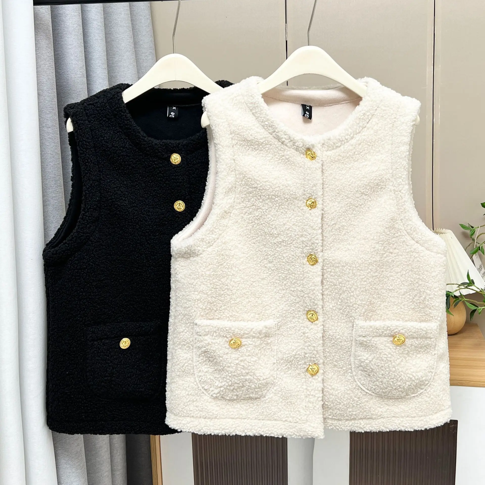 XXXXL Fashion Plus Size Women's Sleeveless Vest Autumn And Winter New Retro Thickened Polar Fleece Waistcoat 962