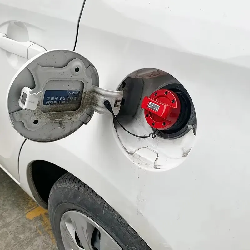 Auto Gas Fuel Tank Cover Car Decorative Gasoline Cap For TOYOTA Oil Filler Cap Tank Gas Covers Trim Decoration For Camry