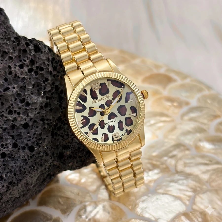 Classic Elegant Watch for Women with One-Sided Feather Design Dial - 4