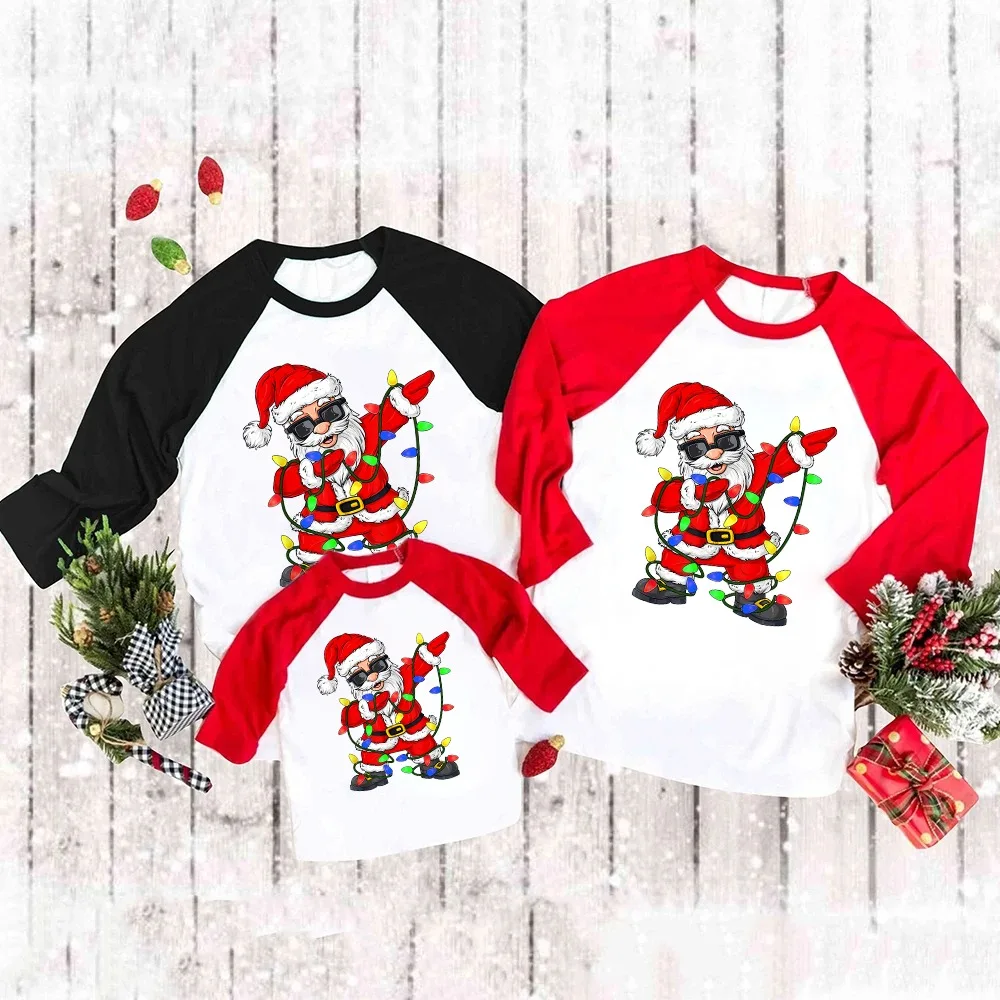 thumbnail image 2 of Camisetas familiares a juego con Papá Noel y Navidad, camisetas raglán para niños y adultos, camisetas familiares de Feliz Navidad, trajes de fiesta de Navidad, 2 of 5