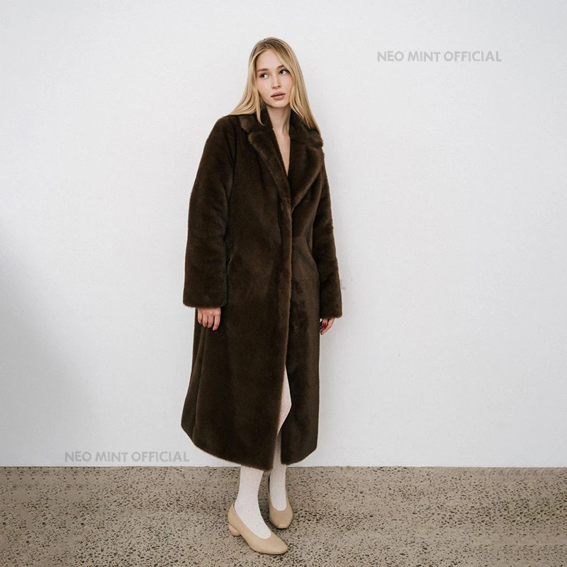 Neo Mint 2024 Winter Luxury Faux Mink Fur Coat Women Iconic Brand Long Outerwear Jacket Crystal Hooks Street Style Warm Overcoat 3
