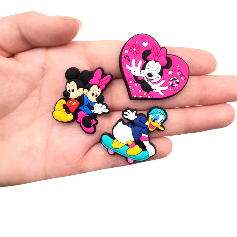30Pcs 디즈니 미키 시리즈 신발 참 장식품 신발 열쇠 고리 샌들 비치 가방, PVC DIY 신발 장식 액세서리 신발 핀