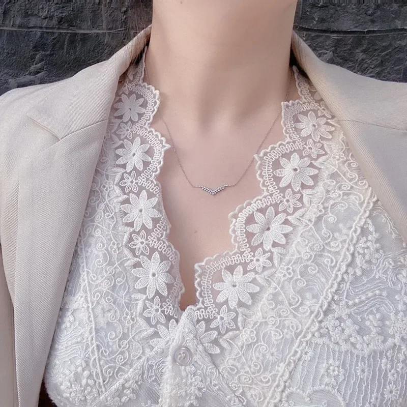 Exquisite Women's Necklace Fashion V Pendant Clavicle Chain 925 Stamp Necklace Wedding Bridal Jewelry Pendant