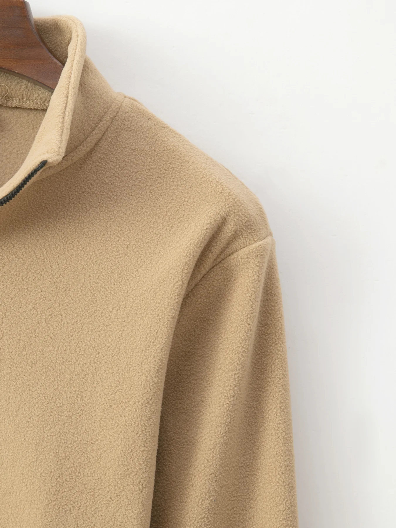 Spring And AutumnBrand Quality Thicken Warm Fleece Jacket for Men Zipper Neck Pullover Men's Sweatshirt Soft Shell Mens Jacke