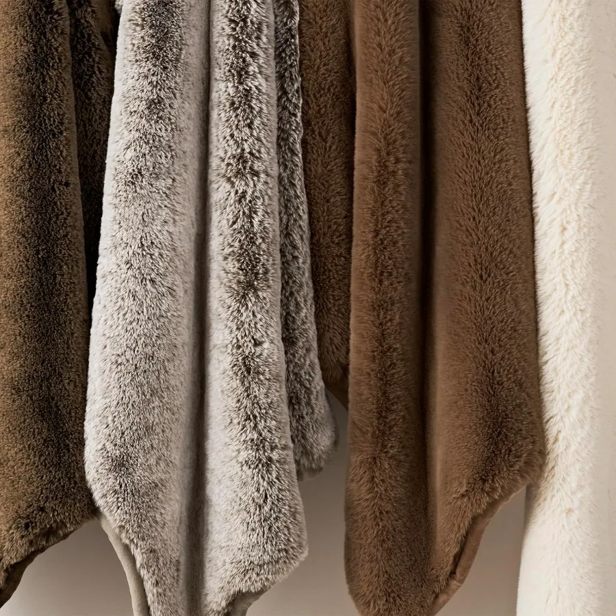 Luxury Soft Faux Chinchilla Fur Throw Blanket for Couch Warm Thick Heavy Winter Throw Blanket 1220GSM for Bed Fluffy Cozy Mink