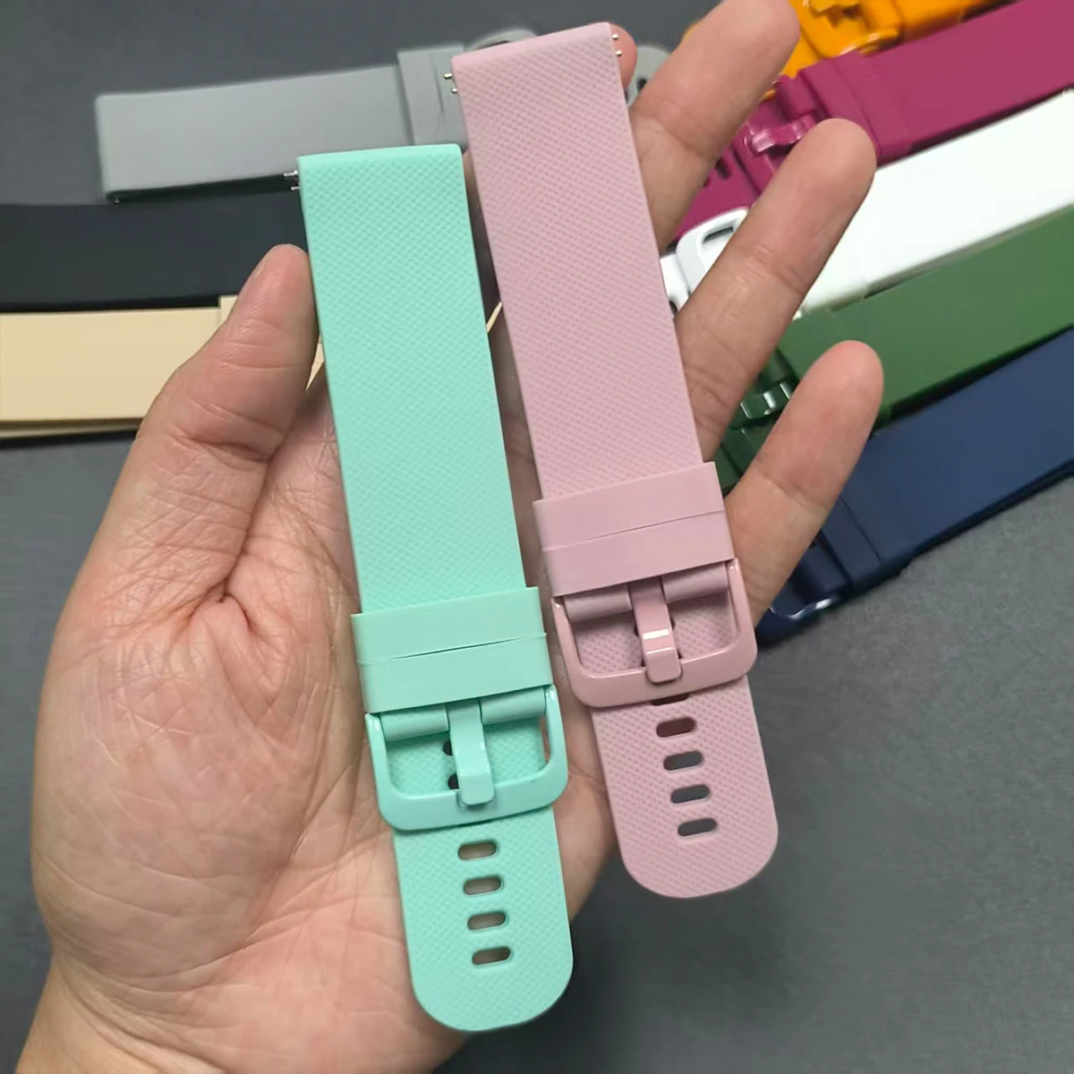 Enhanced Rubber Watch Strap Bracelet - 20mm/22mm, Universal Fit