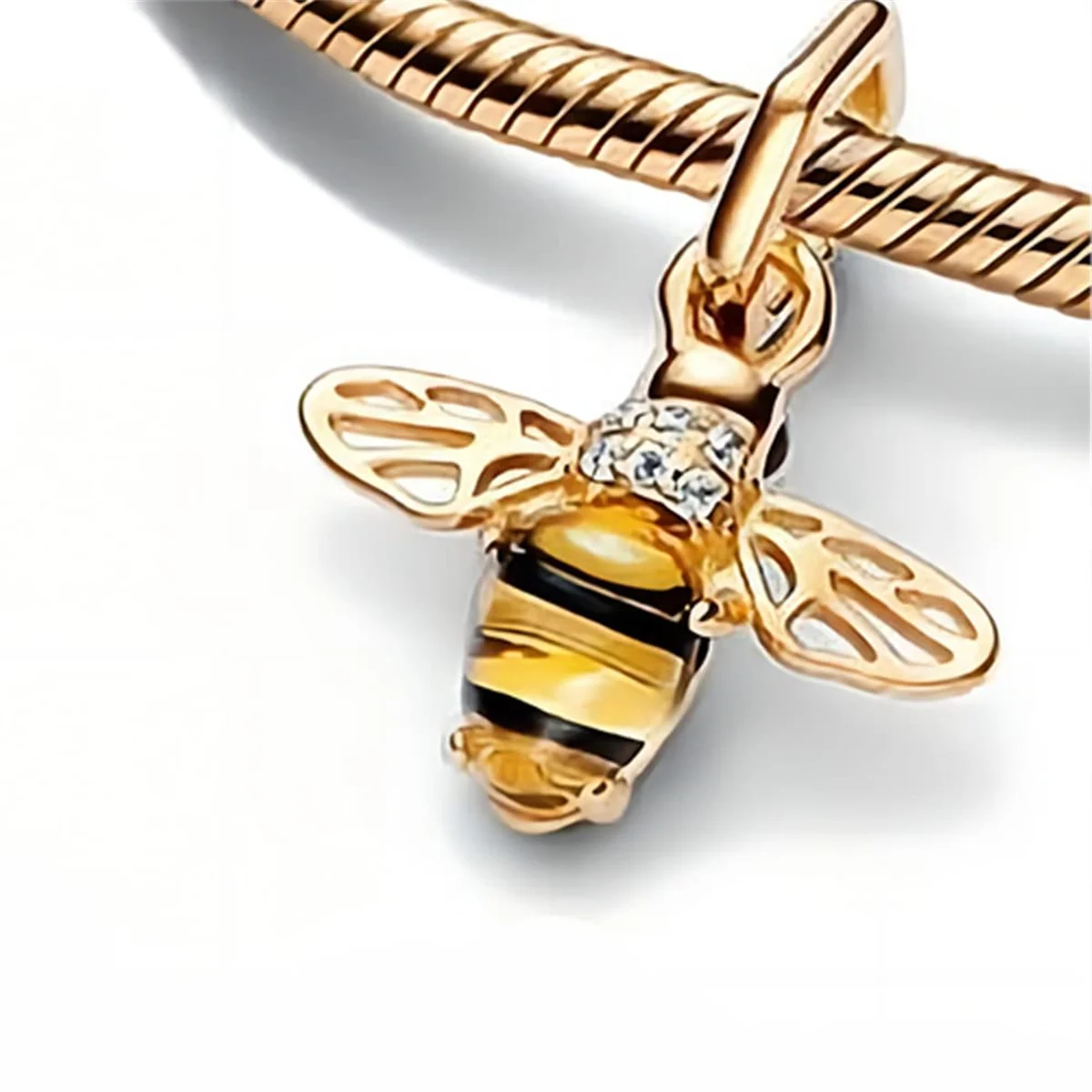 DIY Bee Charm 4.5mm Silver Plated Pendant Creative Jewelry Making Supplies for Pandora Bracelet
