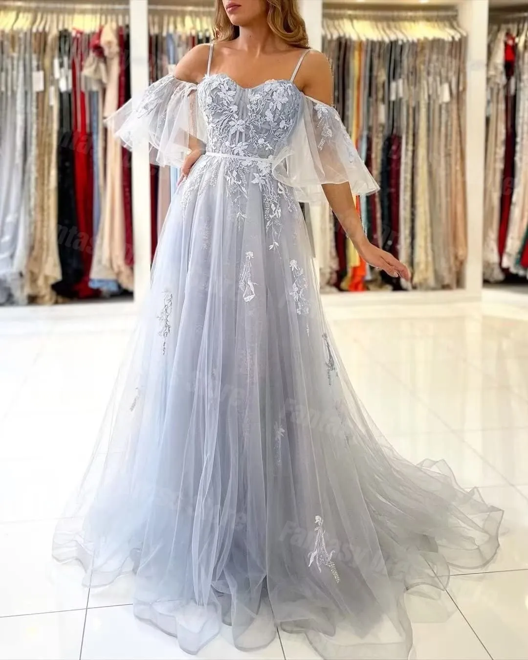 

Charming Silver Tulle A-line Evening Dresses Flower Decal Italian Noodle Strap Sweetheart Porm Dresses For Womenفساتين السهرة