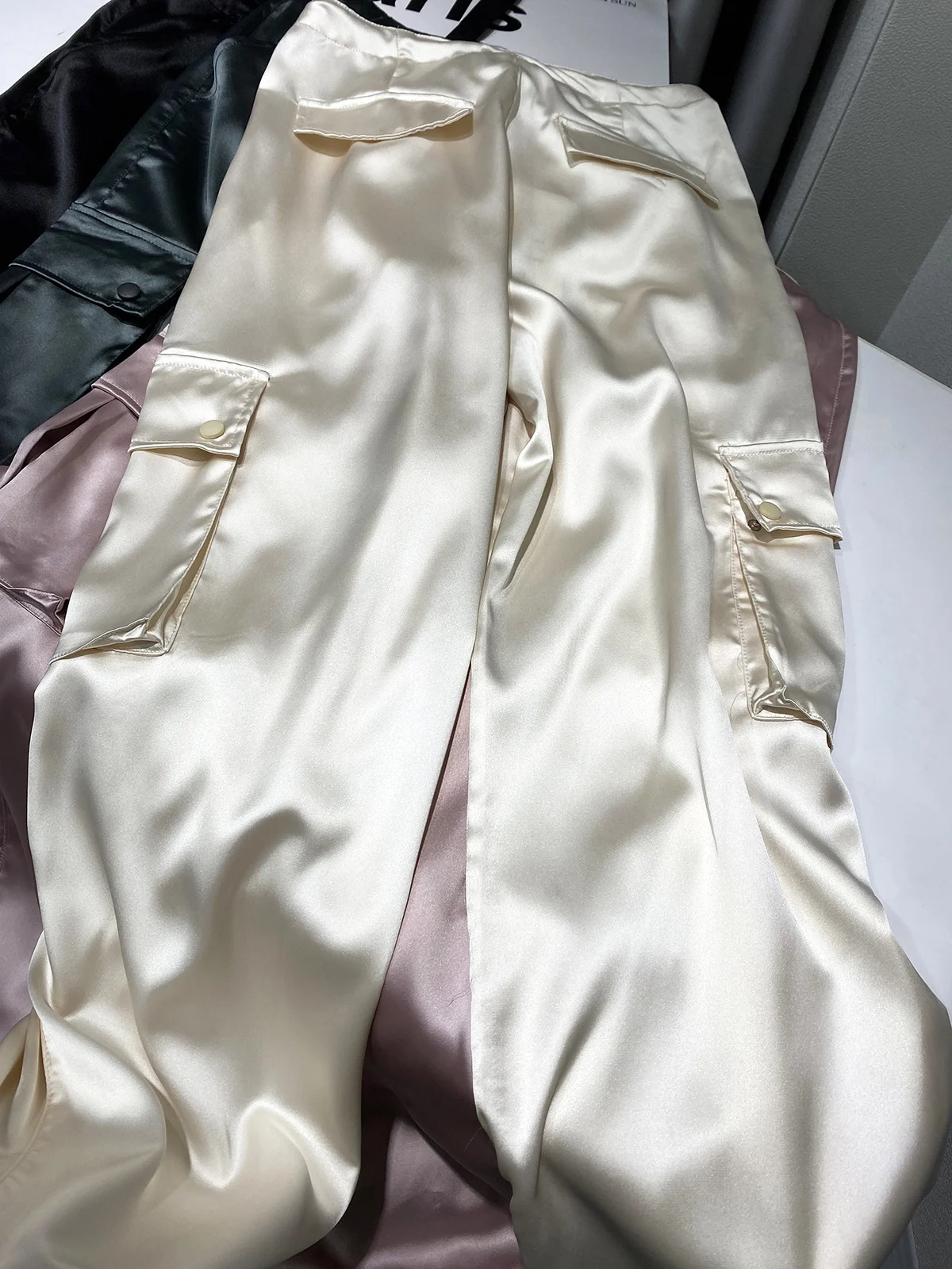 Silk Pink Drawstring Satin Baggy Cargo Pants Women Summer Solid Black Beige Gray Wide Leg Trousers Streetwear Vintage Bottoms 2