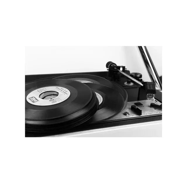Retro Vinyl Record Wall Art - Black & White Headphone Canvas Print