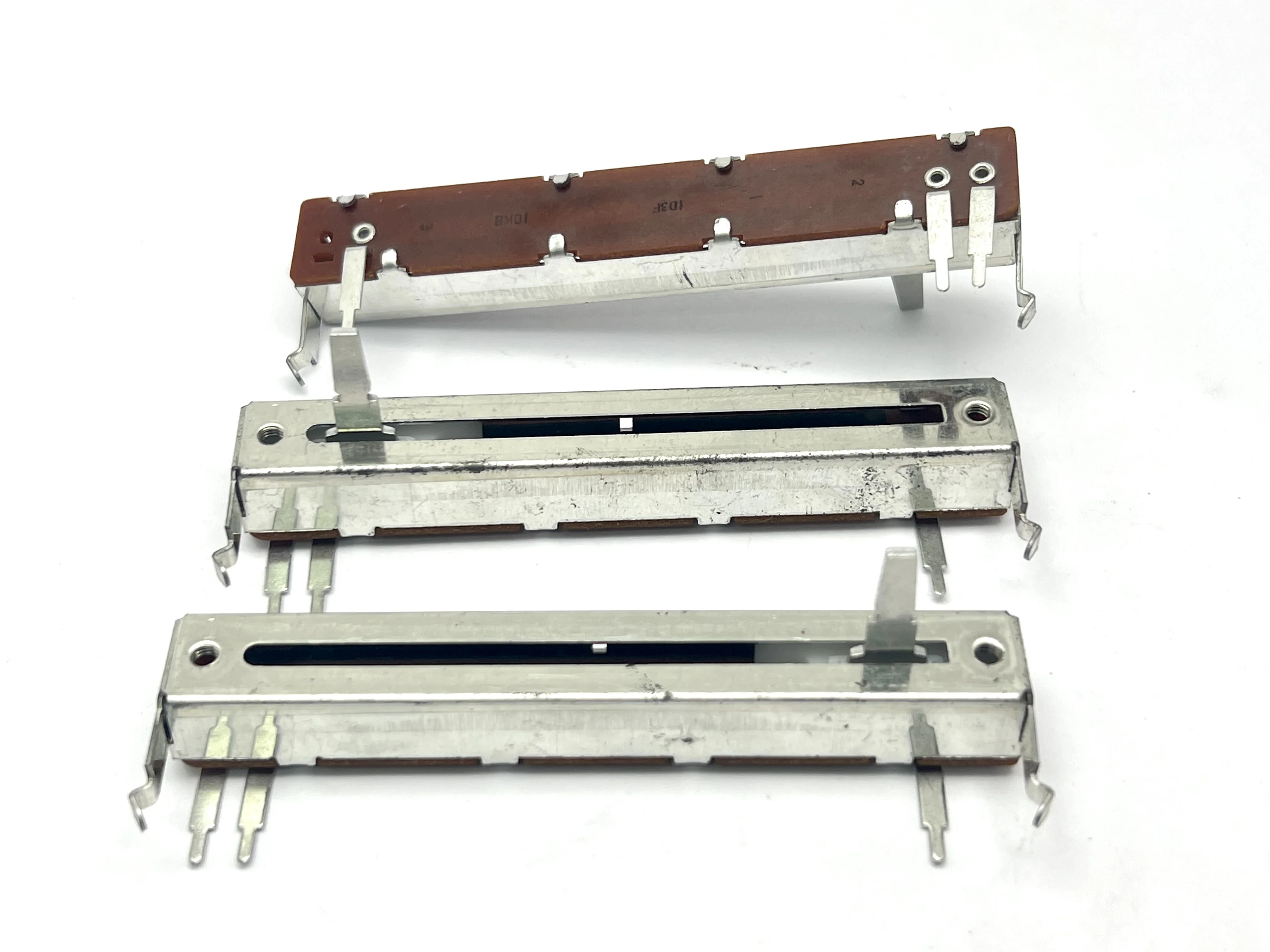 1 PCS Taiwan FD Fuhua 8.8 cm sliding potentiometer B10Kvertical side regulated straight slip potentiometer duplex fader