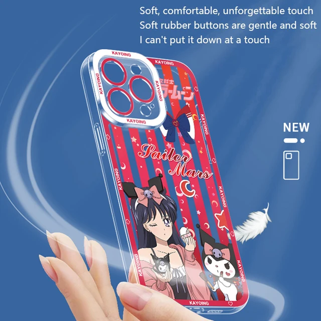 귀여운 산리오 캐릭터들이 디자인된 투명 실리콘 커버