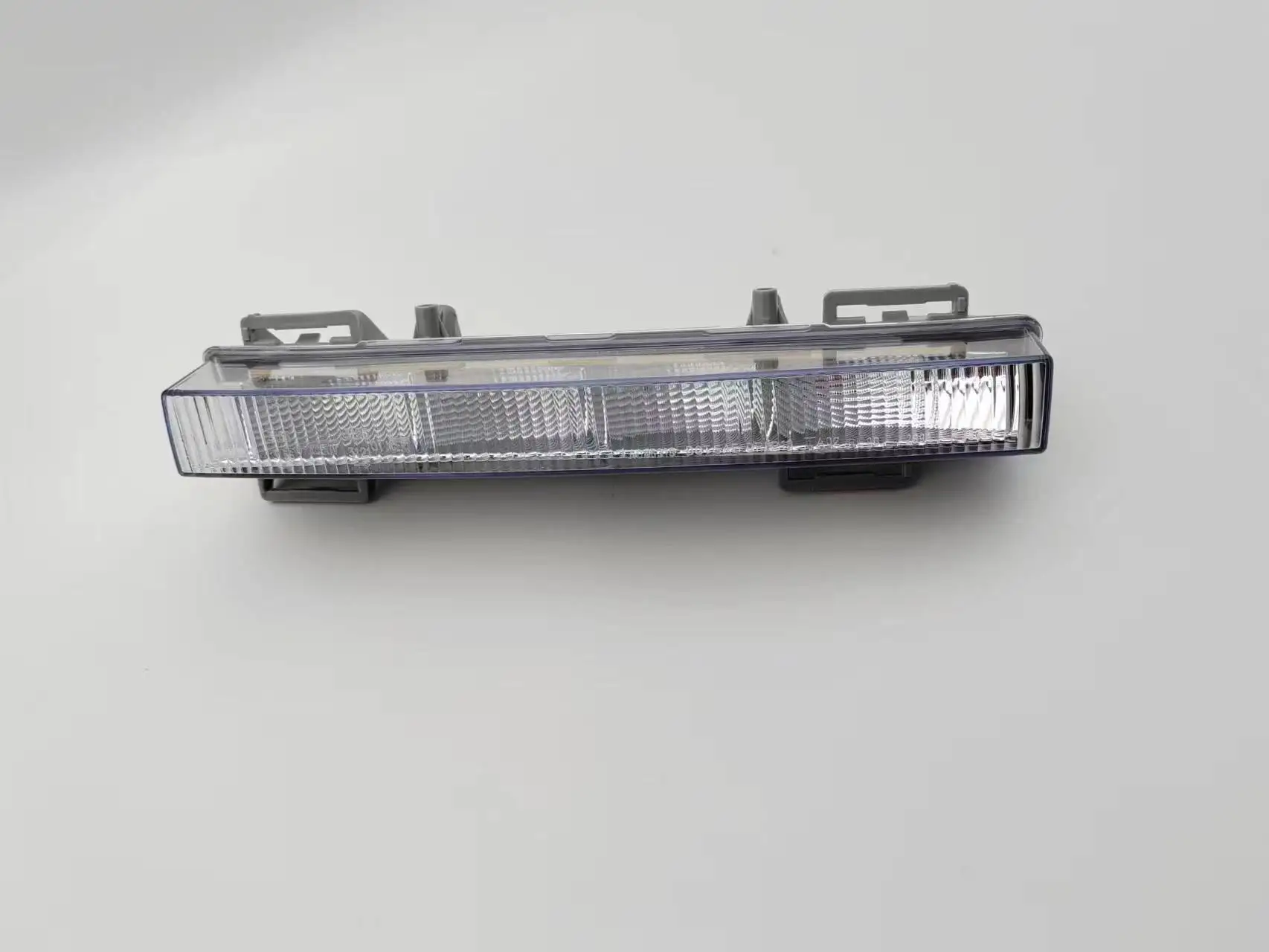 OE; A2049065401 A2049065501 Suitable for Benz Left or Right LED Daytime Running Lights AND DRL Fog Lights W166 ML320 ML350 ML400
