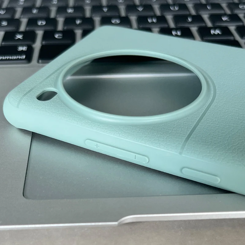 Ultra Slim Shockproof Matte Rubber Case - Luxury Soft Back Cover