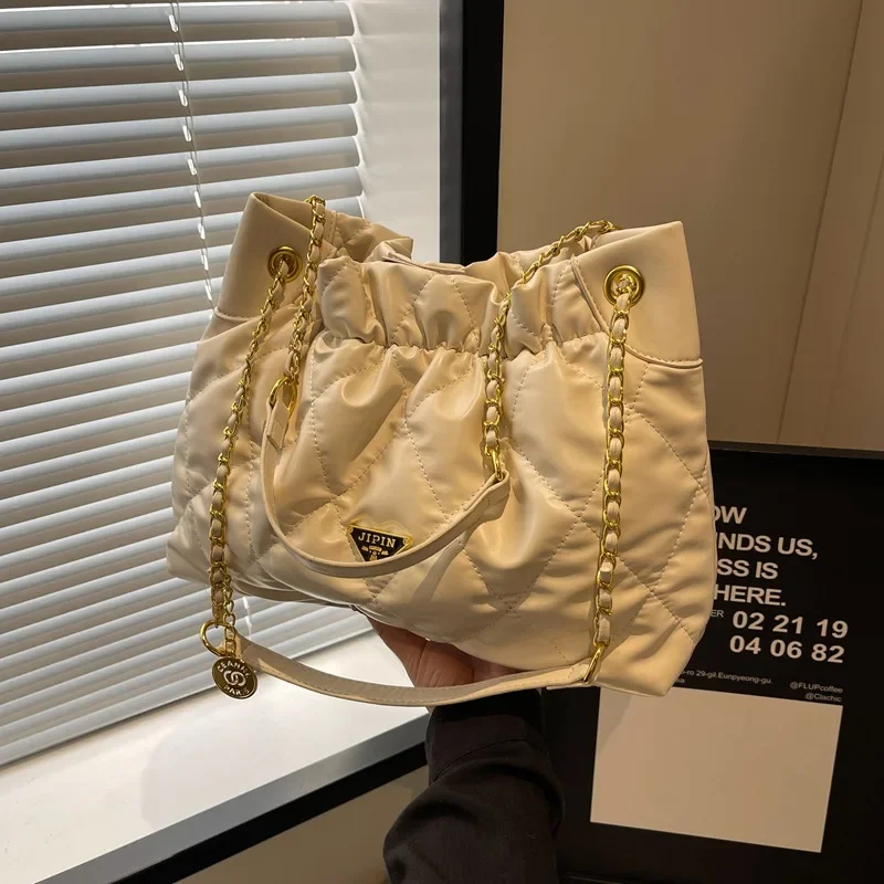 Diamond Pattern Chain Women 2024 New Fashion Solid Color Tote Casual Large Capacity Underarm Bag
