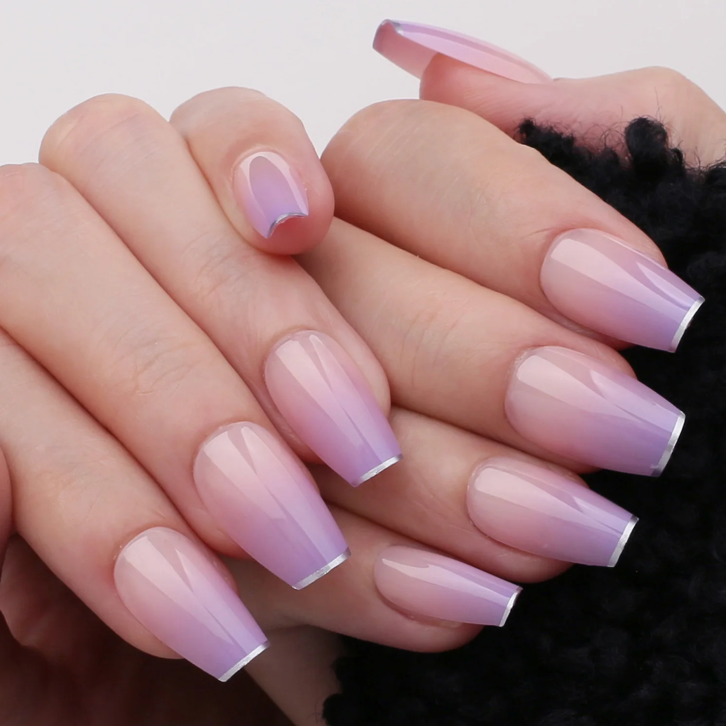 Filo D'Argento French Violet Ombre Unghie Finte Ballerina Gel Naturale Lucido Short Coffin Press On False Nail Square Manicure Tool