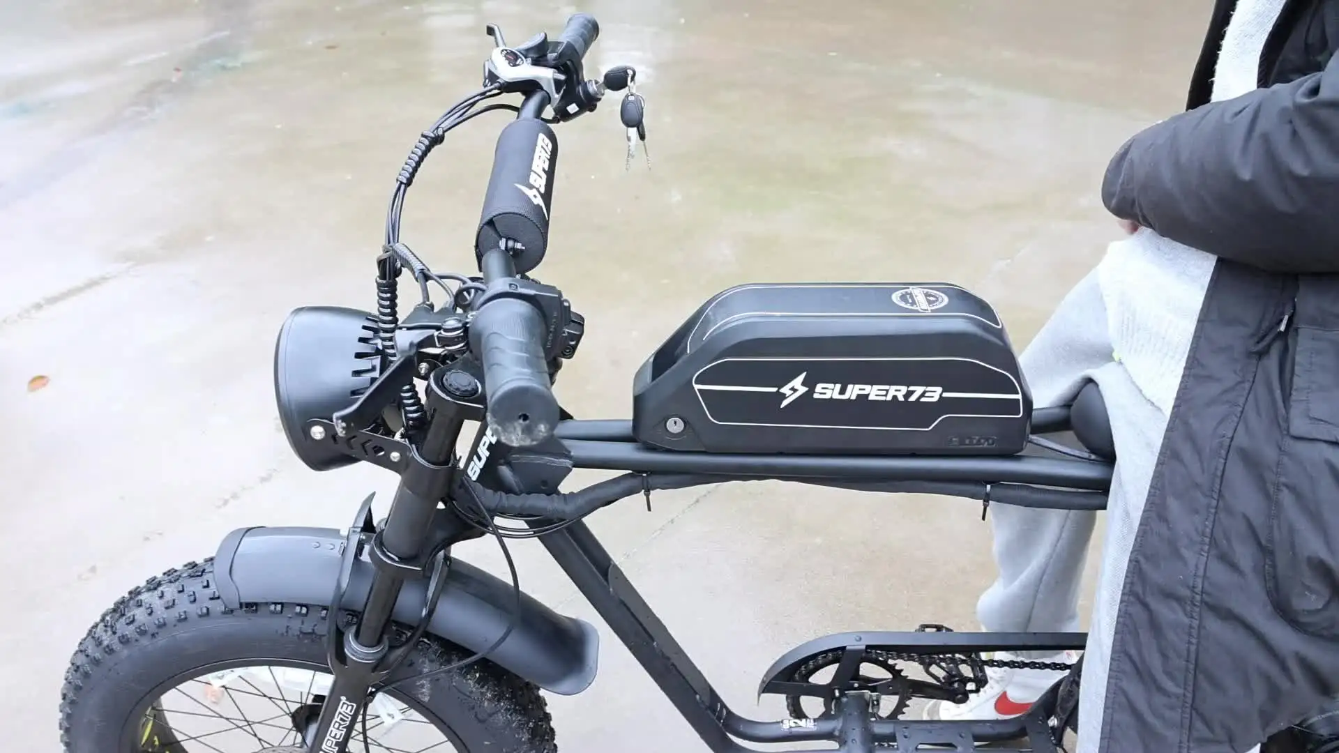 LINGQI Replacement Handle Bar with Foam Pad 7/8