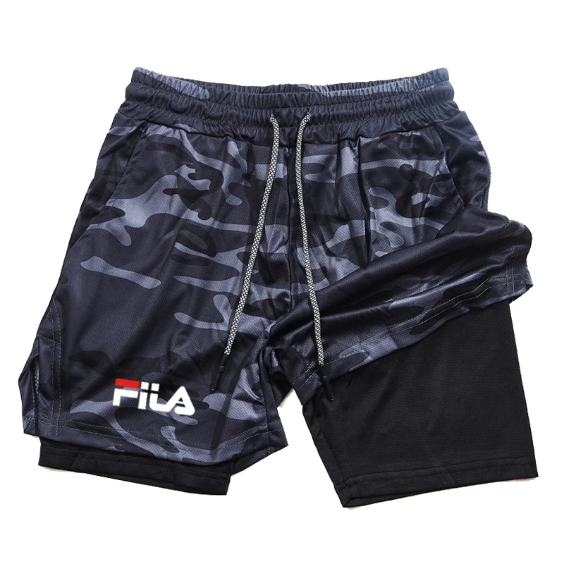 This fashionable men's summer sports shorts feature a compression lining design and come with a pocket for mobile phones. 4
