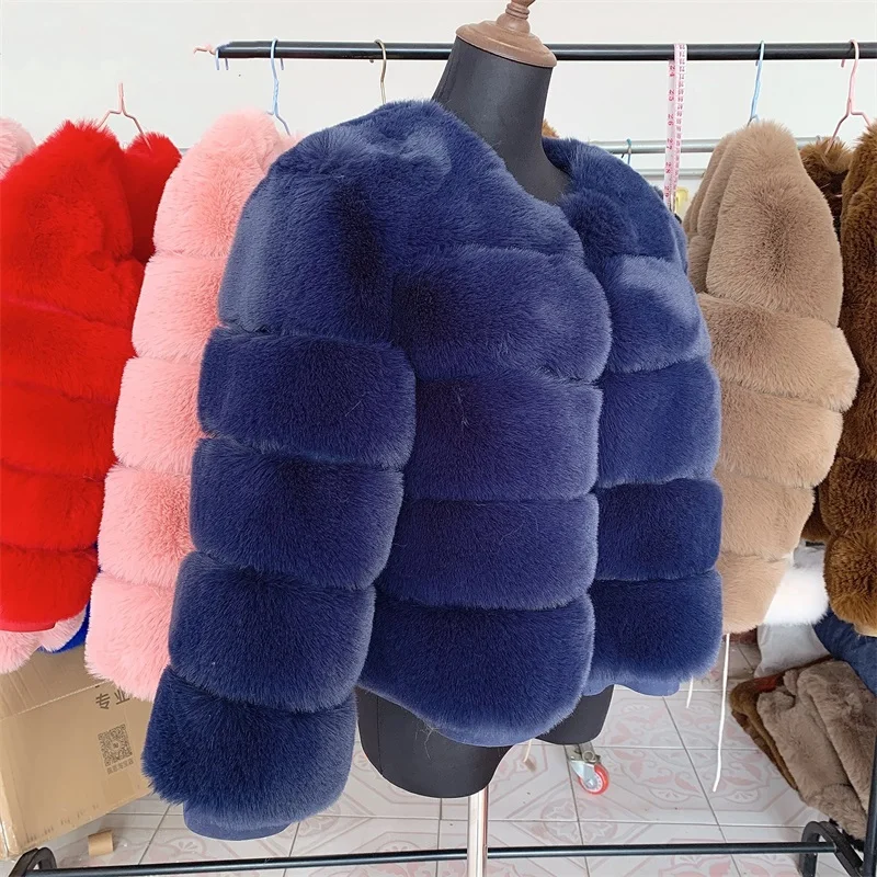 Рисунок 3 - Новое пальто из искусственного меха для осени и зимы